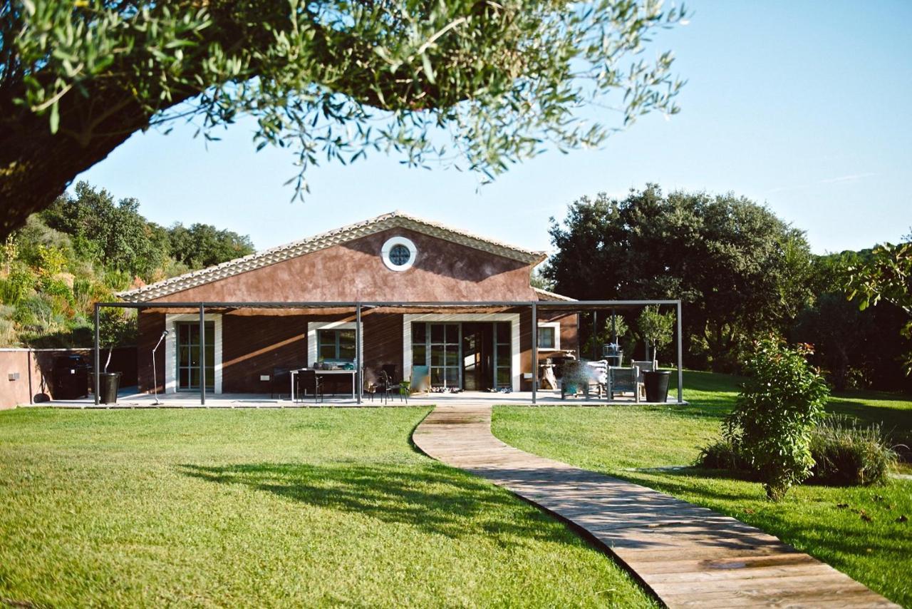 Domaine Sainte Colombe Saint-Gilles (Gard) Exterior photo